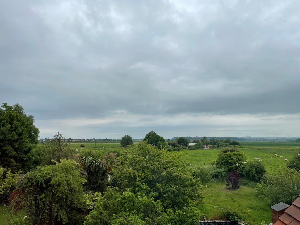 Lot: 77 - MID-TERRACE HOUSE FOR COMPLETION - View from Top Floor